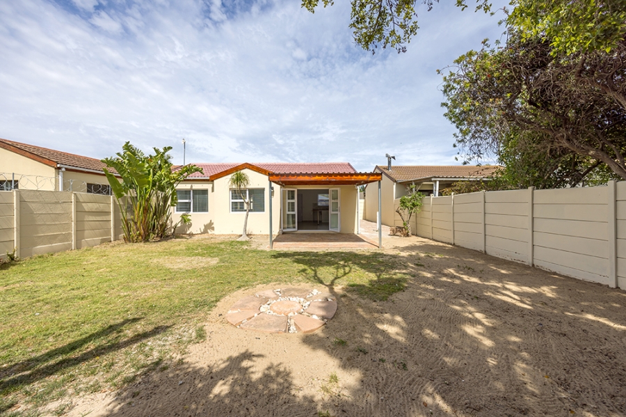 3 Bedroom Property for Sale in Table View Western Cape
